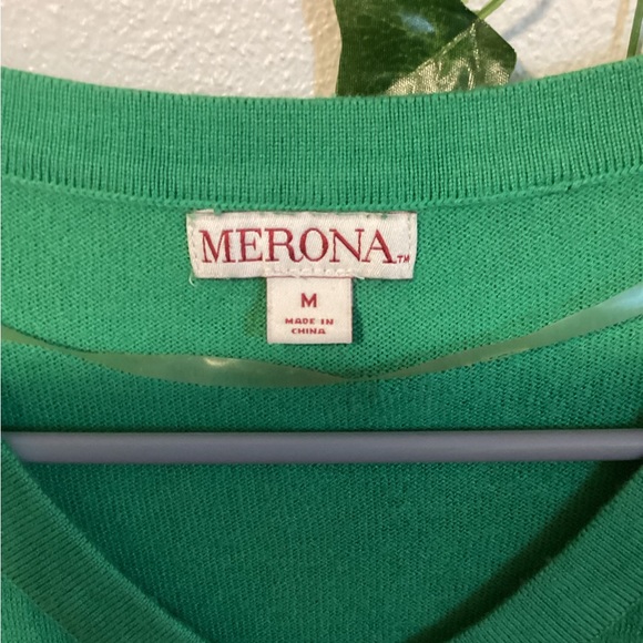 🍀Cute green button up cardigan🍀 - Picture 3 of 3